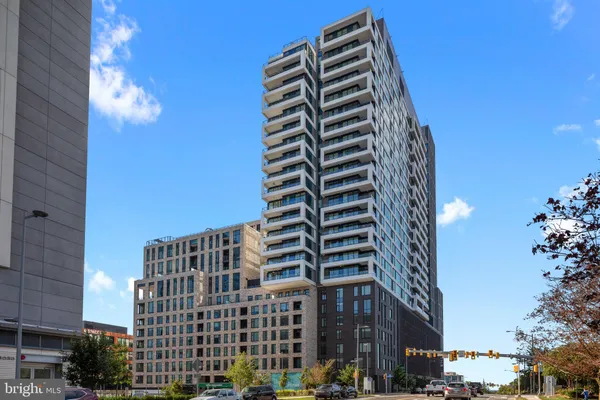 $3,500 | 1650 Silver Hill Drive, Unit 1404, McLean, VA 22102