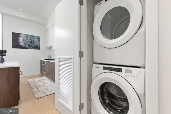 $3,500 | 1650 Silver Hill Drive, Unit 1404, McLean, VA 22102