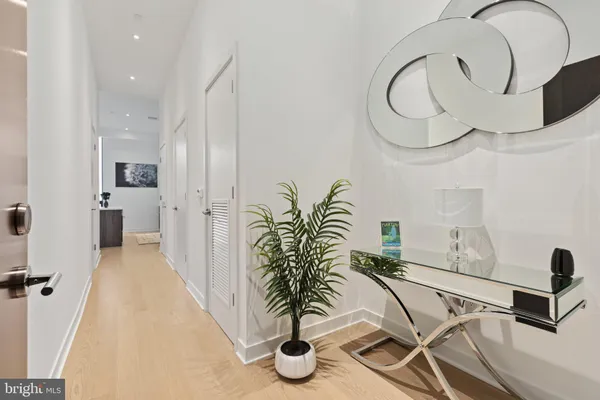 $3,500 | 1650 Silver Hill Drive, Unit 1404, McLean, VA 22102