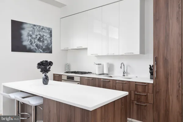 $3,500 | 1650 Silver Hill Drive, Unit 1404, McLean, VA 22102