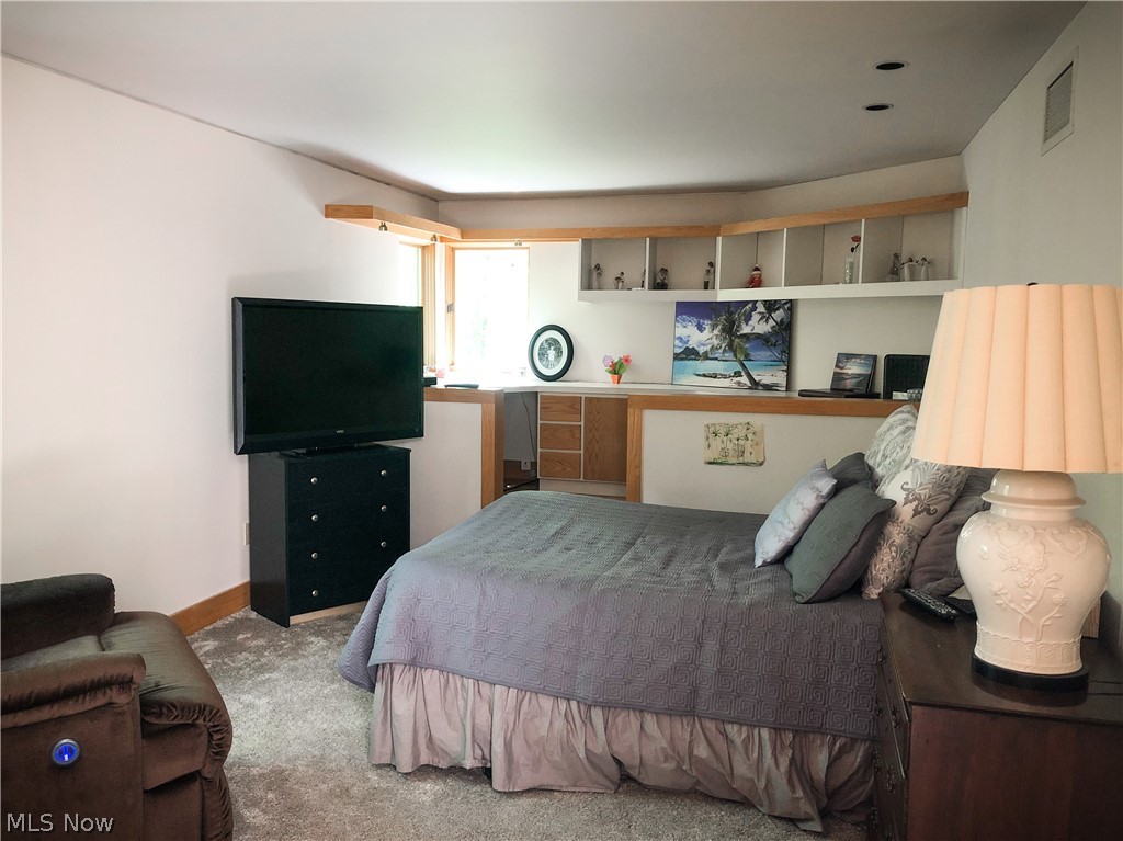 2700 Howland Wilson Road Northeast Warren, OH 44484 - Photo 17 of 35 Gallery Image 17