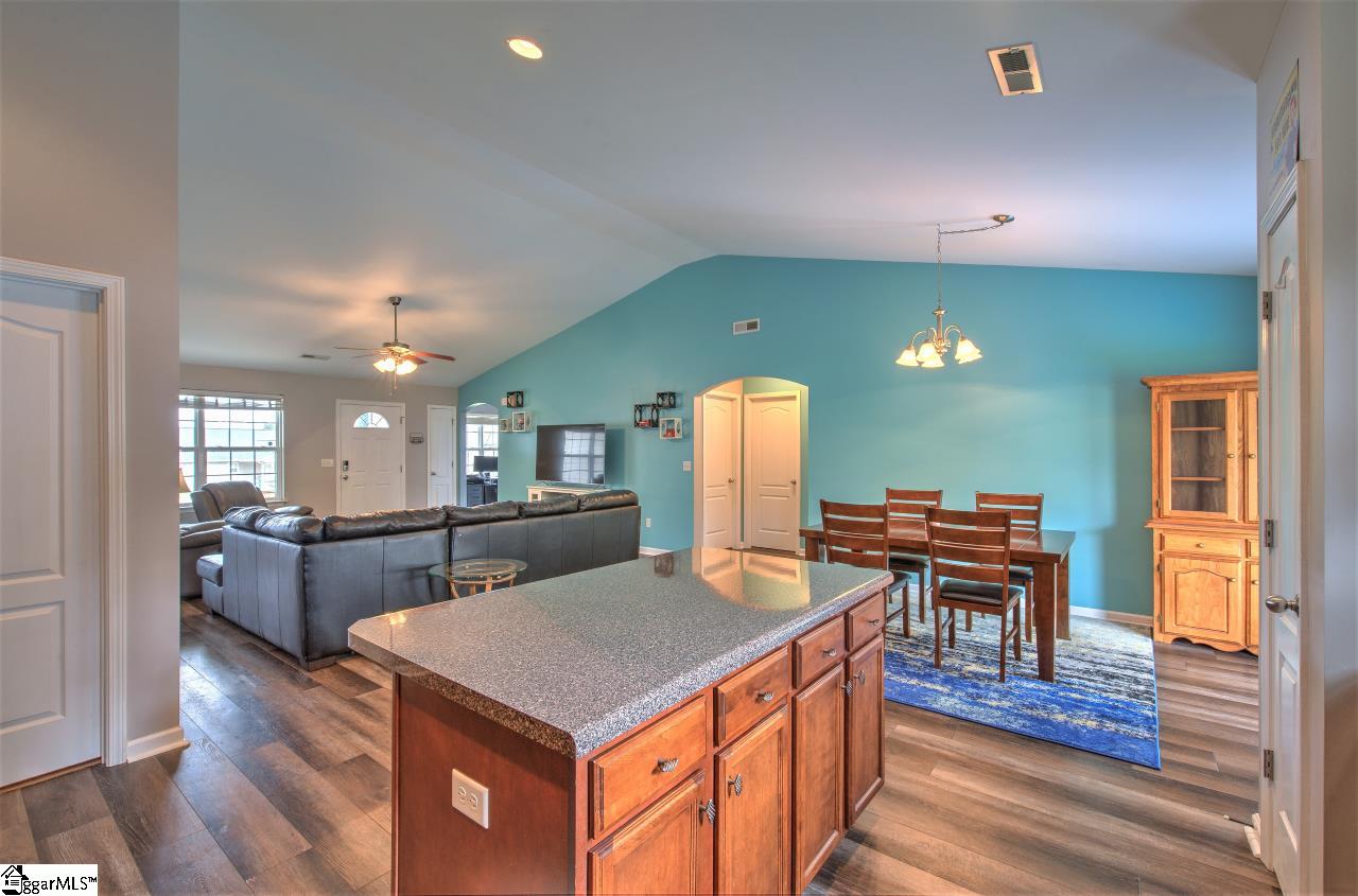 814 Efren Point Lyman, SC 29365 - Photo 16 of 33 Gallery Image 16