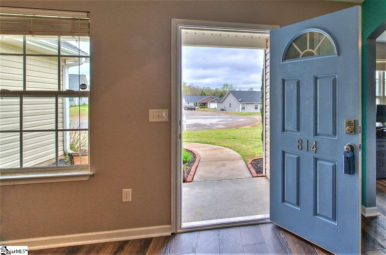 814 Efren Point Lyman, SC 29365 - Photo 4 of 33 Gallery Image 4