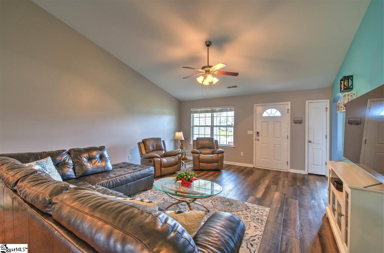 814 Efren Point Lyman, SC 29365 - Photo 10 of 33 Gallery Image 10