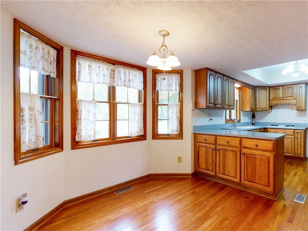 6216 Buck Trail Road Indianapolis, IN 46237 - Photo 6 of 42 Gallery Image 6