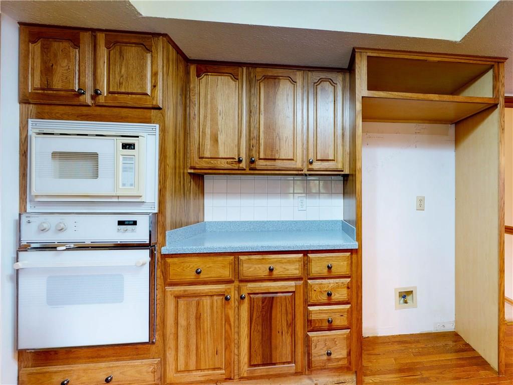 6216 Buck Trail Road Indianapolis, IN 46237 - Photo 9 of 42 Gallery Image 9