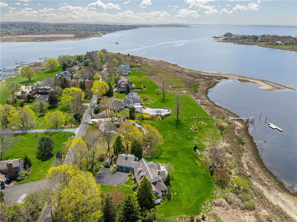 123 Adams Point Road Barrington, RI 02806 - Photo 5 of 9