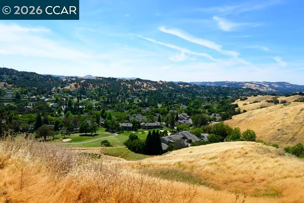 $639,550 | 3410 Tice Creek Drive, Unit 4, Walnut Creek, CA 94595