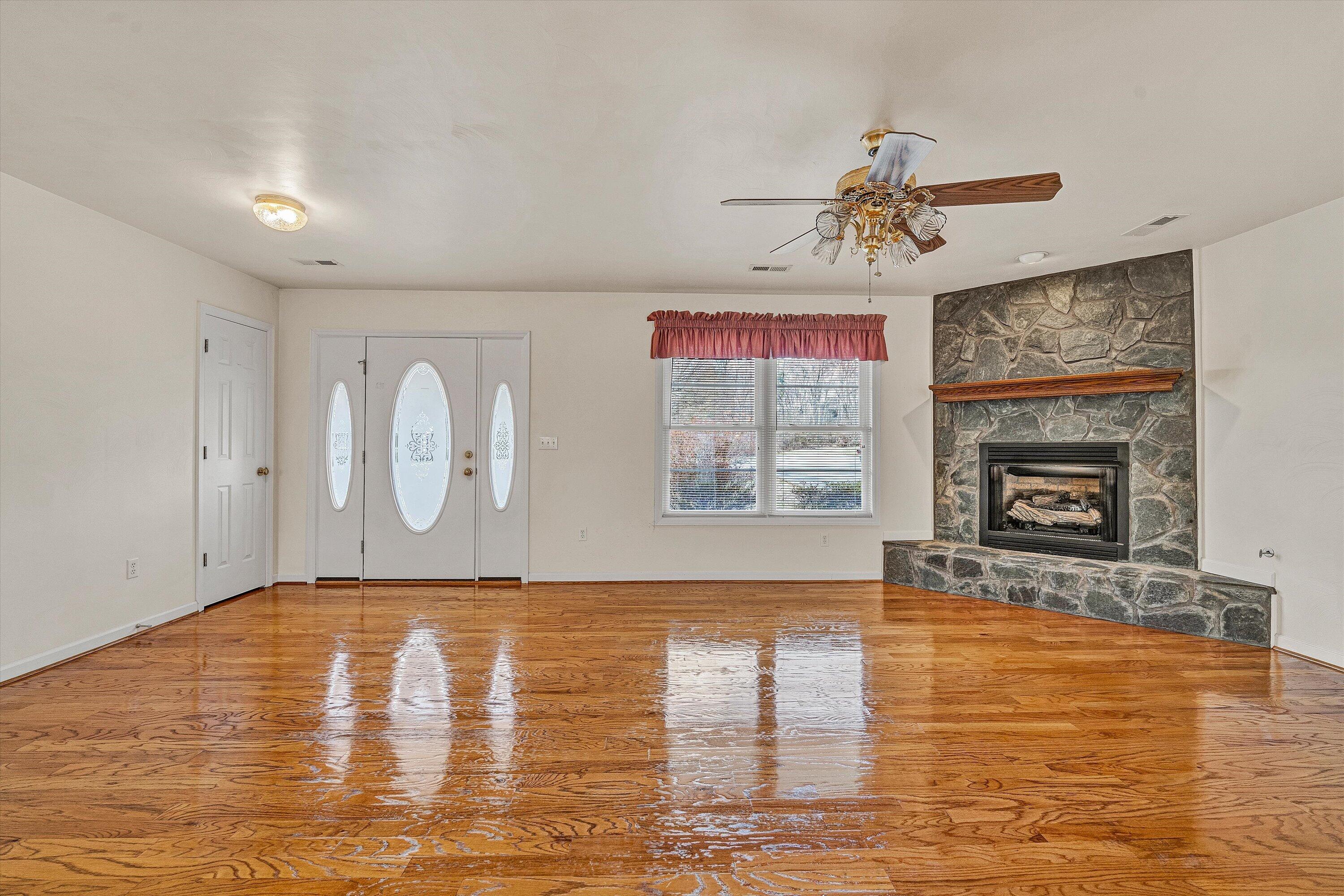 75 Evergreen Road Wirtz, VA 24184 - Photo 8 of 36 07-SGP-4