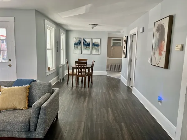 $2,700 | 596 Beacon Street, Unit 2, Lowell, MA 01850