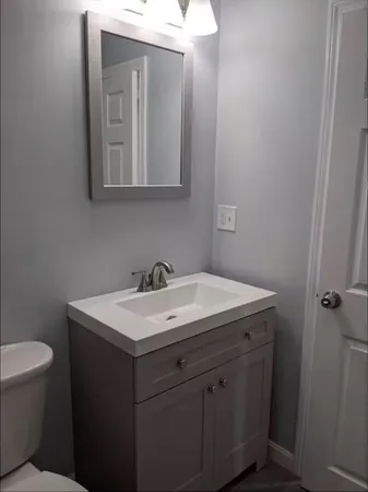 $2,700 | 596 Beacon Street, Unit 2, Lowell, MA 01850