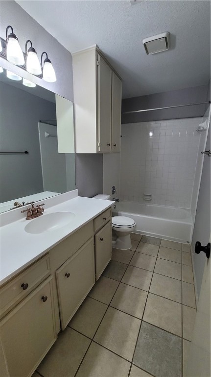 6925 Fawn Ridge Drive Corpus Christi, TX 78413 - Photo 13 of 16 a bathroom with a sink a toilet and mirror