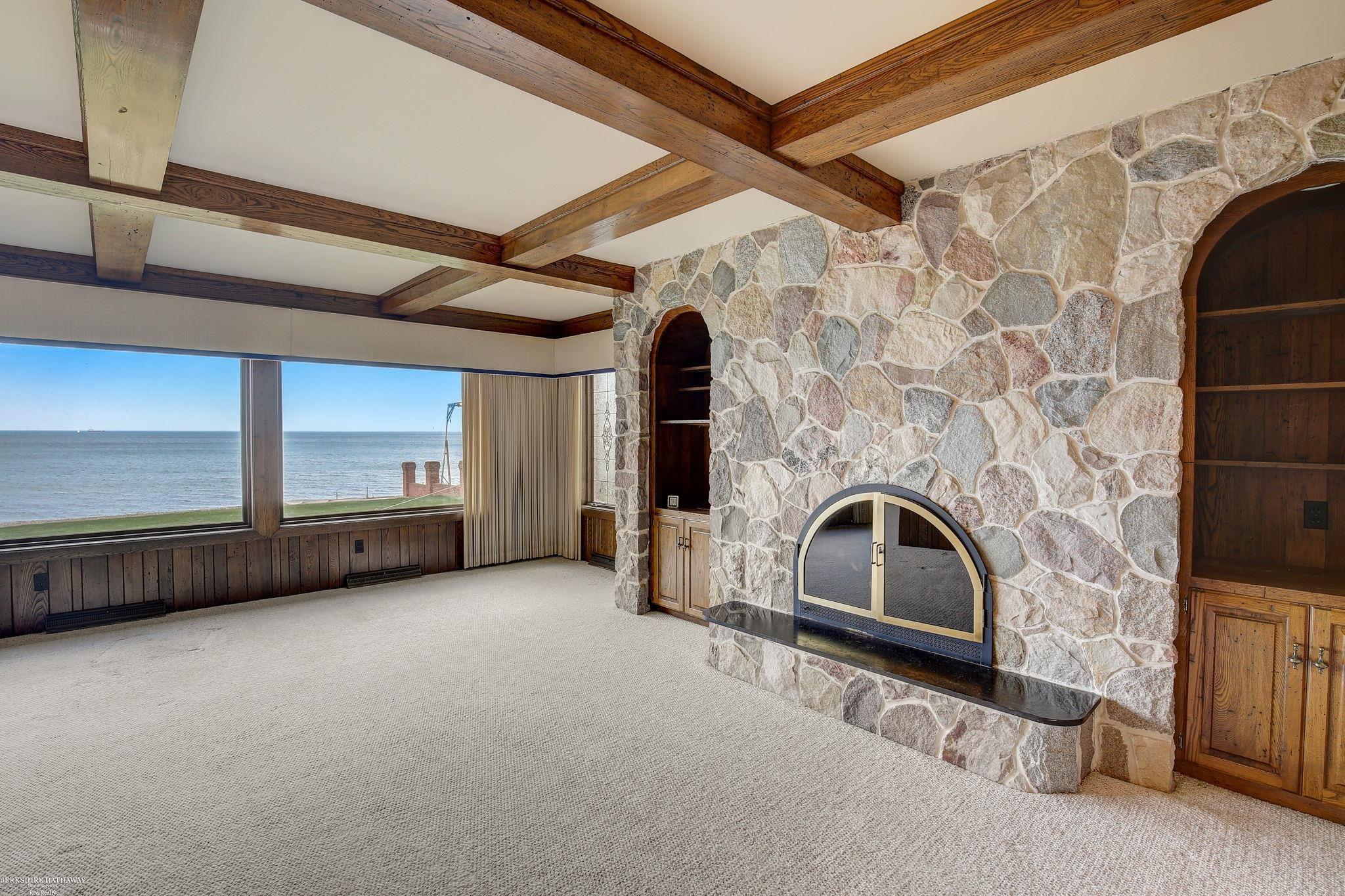 4880 Lakeshore Road Fort Gratiot, MI 48059 - Photo 19 of 69 50142242-0cf2fe23-95bb-4952-abd9-5bc74bba0db2.JPG