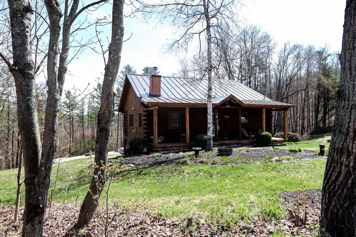 1058 20 Mile Stream Road Cavendish, VT 05142 - Photo 2 of 32