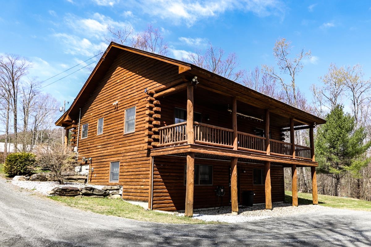 1058 20 Mile Stream Road Cavendish, VT 05142 - Photo 4 of 32