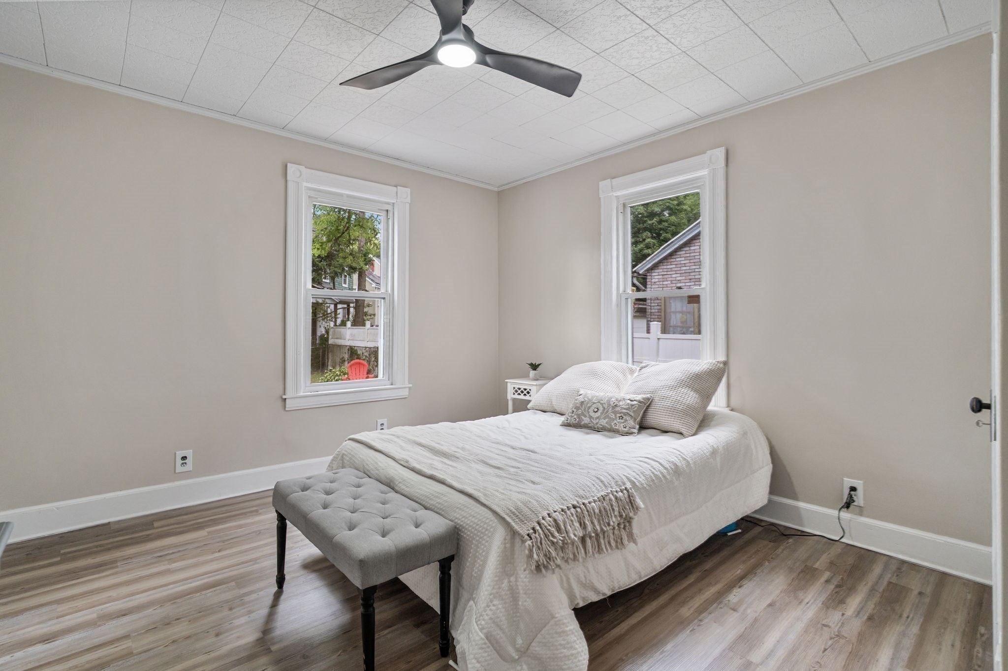 615 White Street Springfield, MA 01108 - Photo 19 of 42 Gallery Image 19