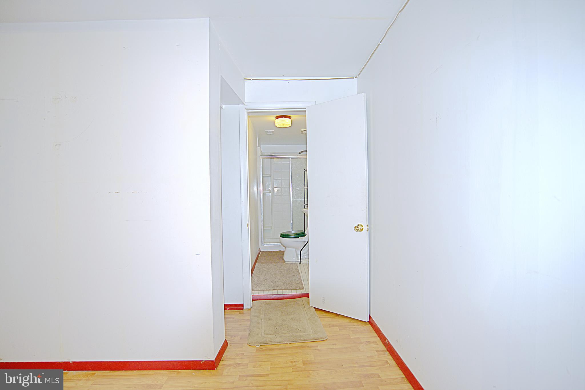 2525 East Monument Street Baltimore, MD 21205 - Photo 8 of 17