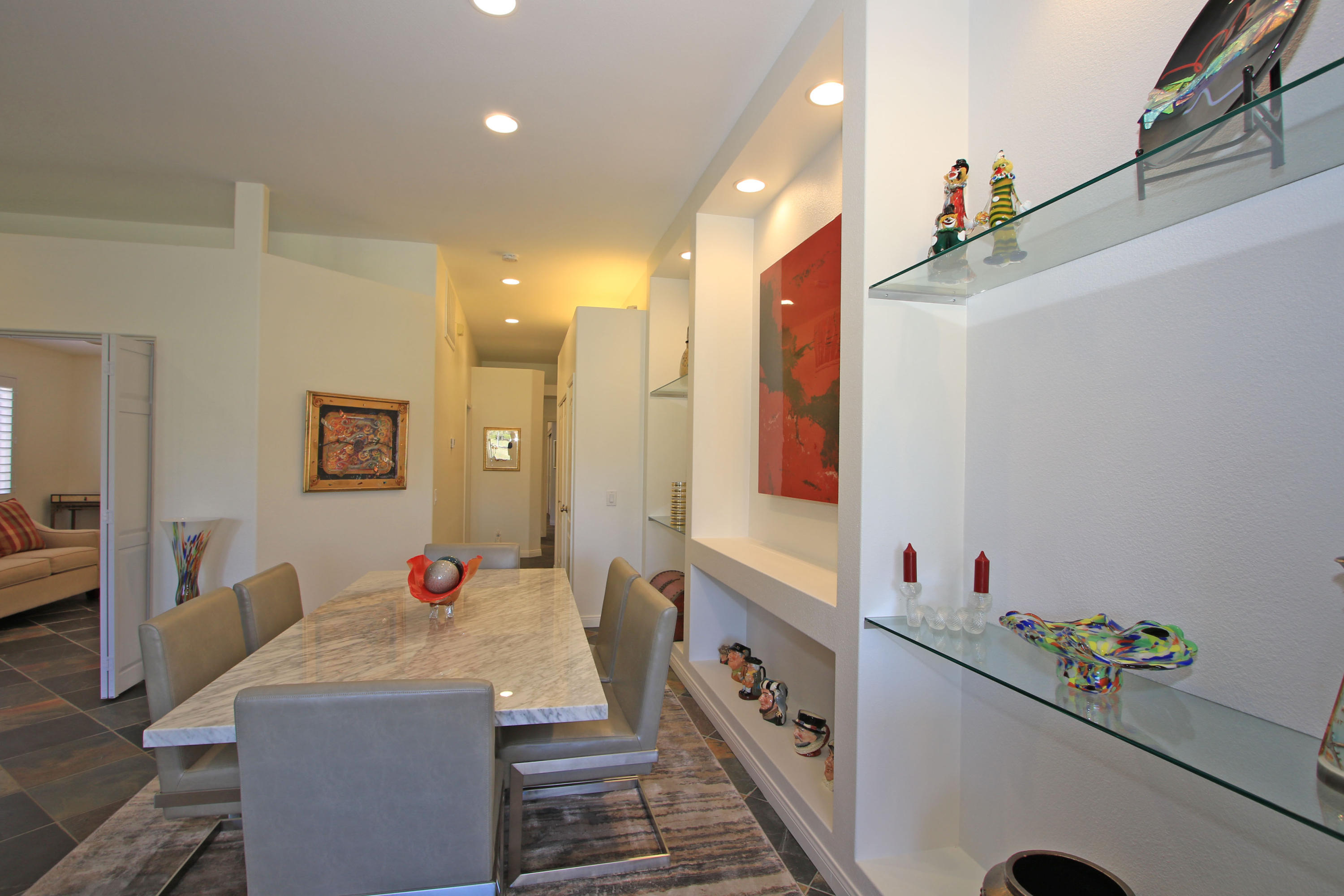 36 Pine Valley Drive Rancho Mirage, CA 92270 - Photo 18 of 57 a very nice looking room with a table