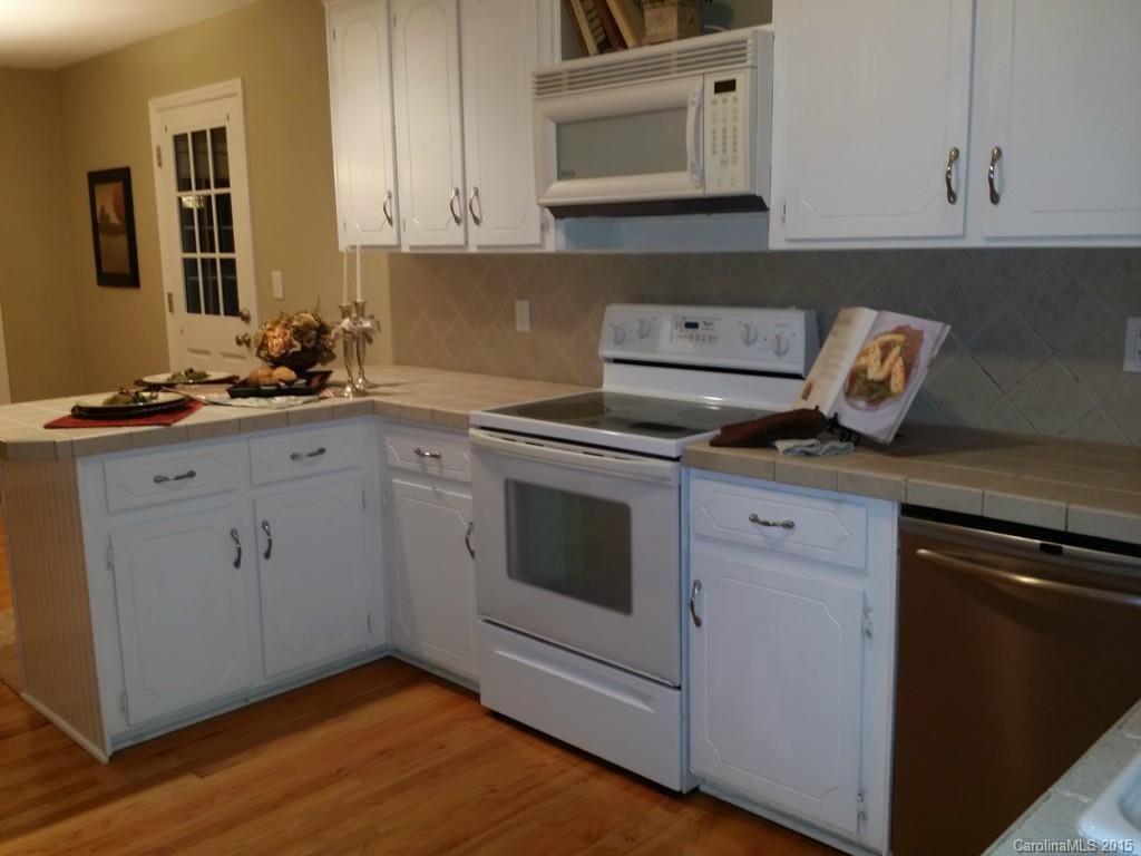 3023 Lake Shore Road South Denver, NC 28037 - Photo 12 of 20 Gallery Image 12