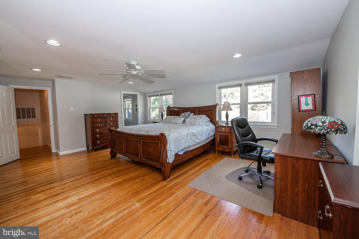 140 Gulph Hills Road Wayne, PA 19087 - Photo 16 of 35 Master Bedroom with Hardwood Floors