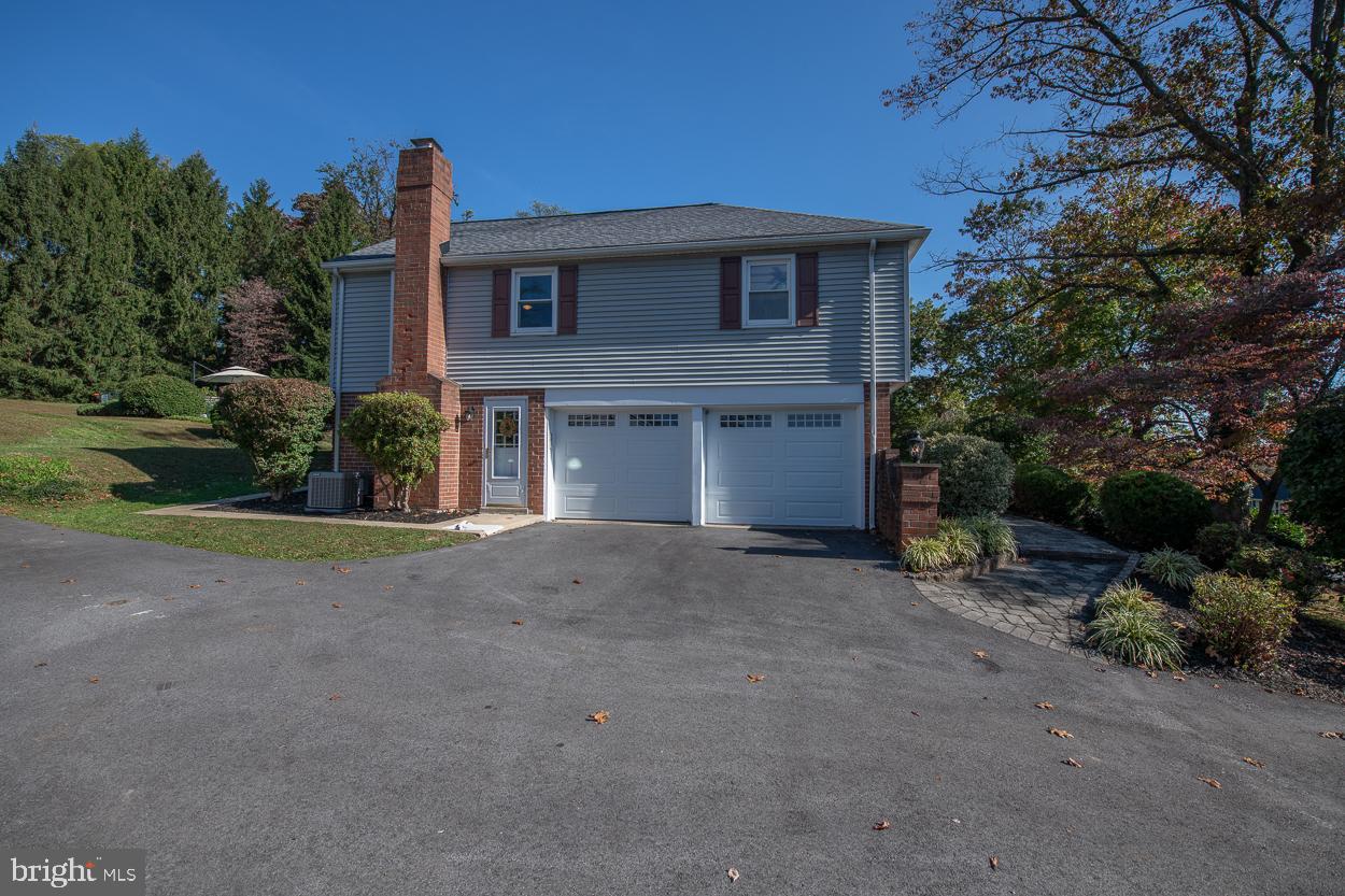140 Gulph Hills Road Wayne, PA 19087 - Photo 35 of 35 Side Elevation