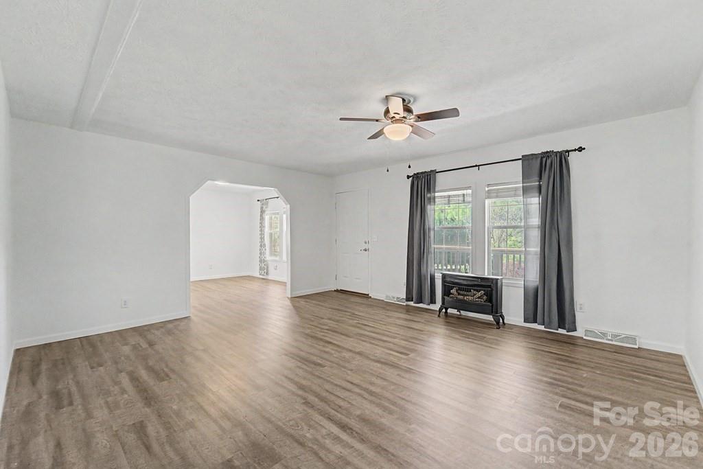 71 Bullfrog Cove Road Sylva, NC 28779 - Photo 8 of 42 Gallery Image 8