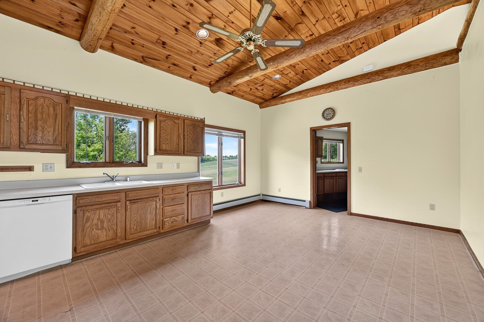 847 County Rd Jg Mount Horeb, WI 53572 - Photo 11 of 56