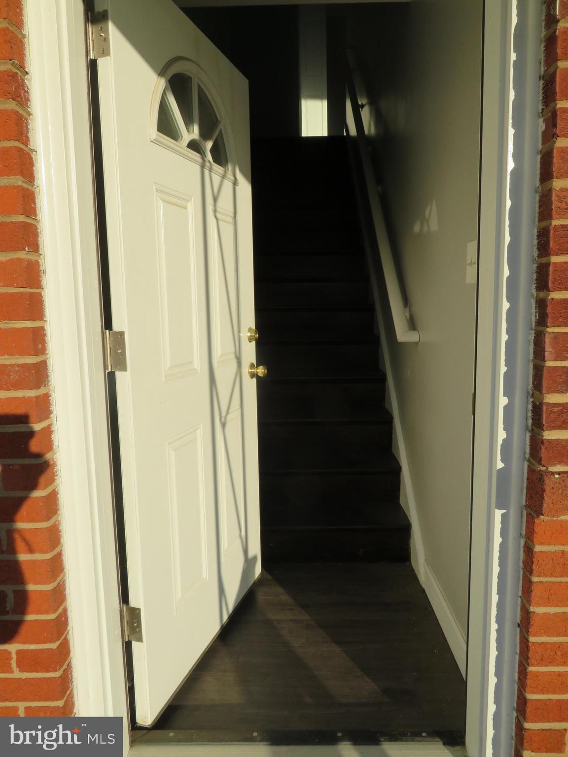 924 7th Street Laurel, MD 20707 - Photo 4 of 48