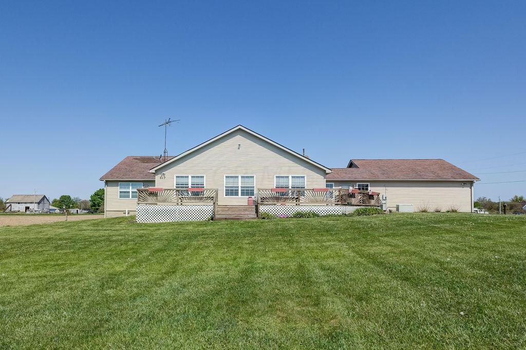 5090 Columbus Road Centerburg, OH 43011 - Photo 37 of 49 1-75