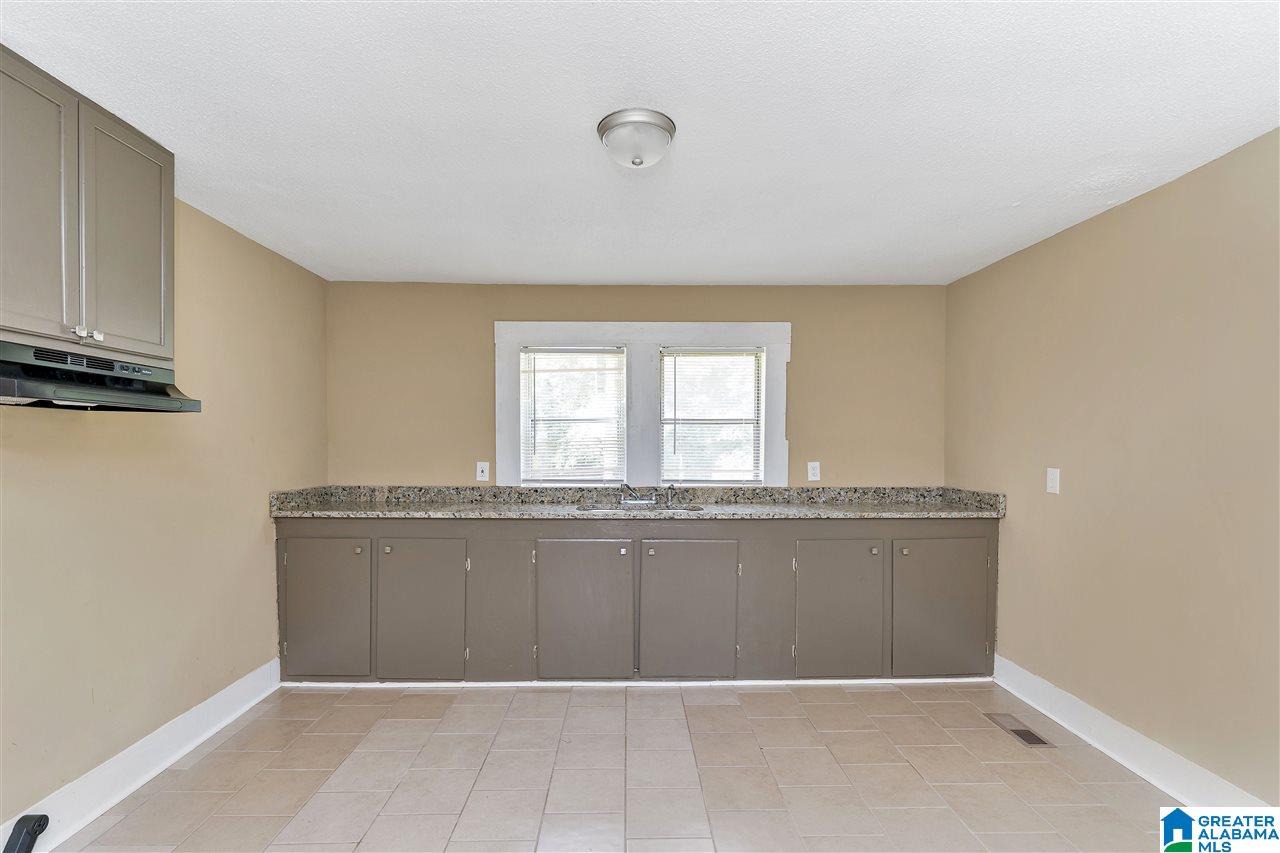 2564 Shady Grove Road Adamsville, AL 35005 - Photo 2 of 10