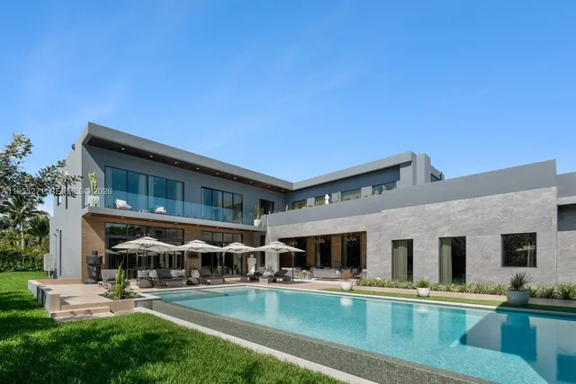 $16,990,000 | 5900 Southwest 129th Terrace, Pinecrest, FL 33156