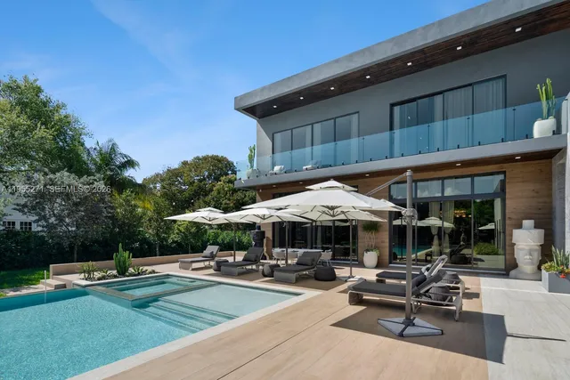 $16,990,000 | 5900 Southwest 129th Terrace, Pinecrest, FL 33156