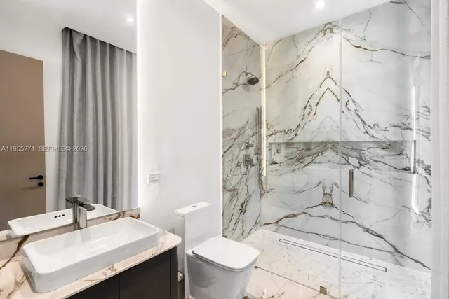 $16,990,000 | 5900 Southwest 129th Terrace, Pinecrest, FL 33156