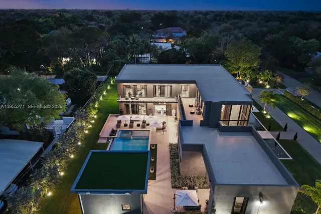 $16,990,000 | 5900 Southwest 129th Terrace, Pinecrest, FL 33156