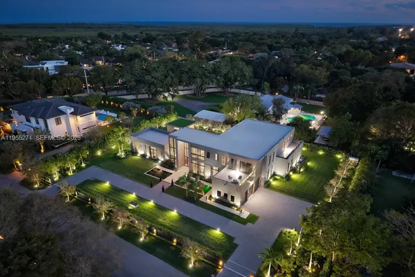 $16,990,000 | 5900 Southwest 129th Terrace, Pinecrest, FL 33156