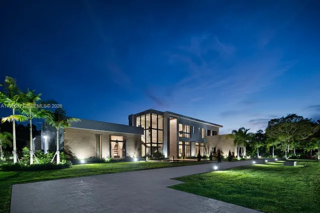$16,990,000 | 5900 Southwest 129th Terrace, Pinecrest, FL 33156