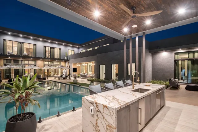 $16,990,000 | 5900 Southwest 129th Terrace, Pinecrest, FL 33156