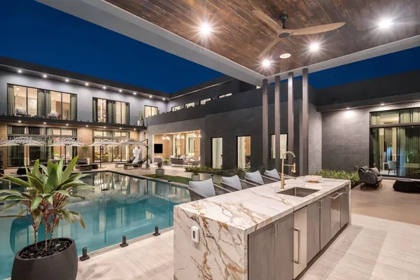 $16,990,000 | 5900 Southwest 129th Terrace, Pinecrest, FL 33156