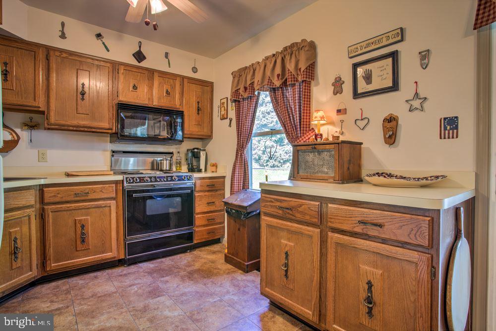 1410 Georgetown Road Middletown, PA 17057 - Photo 7 of 18 Gallery Image 7