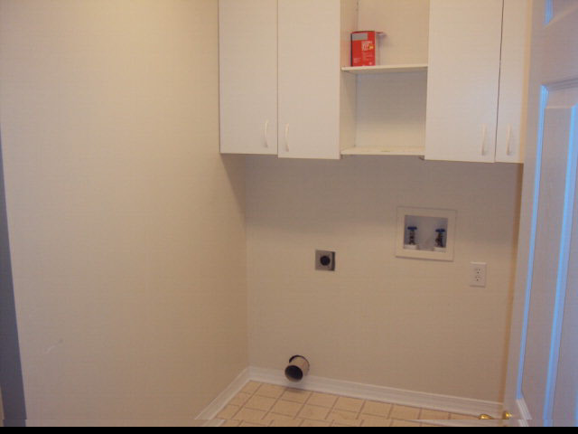 605 West 9th Street Bay Minette, AL 36507 - Photo 4 of 16 Laundry Room