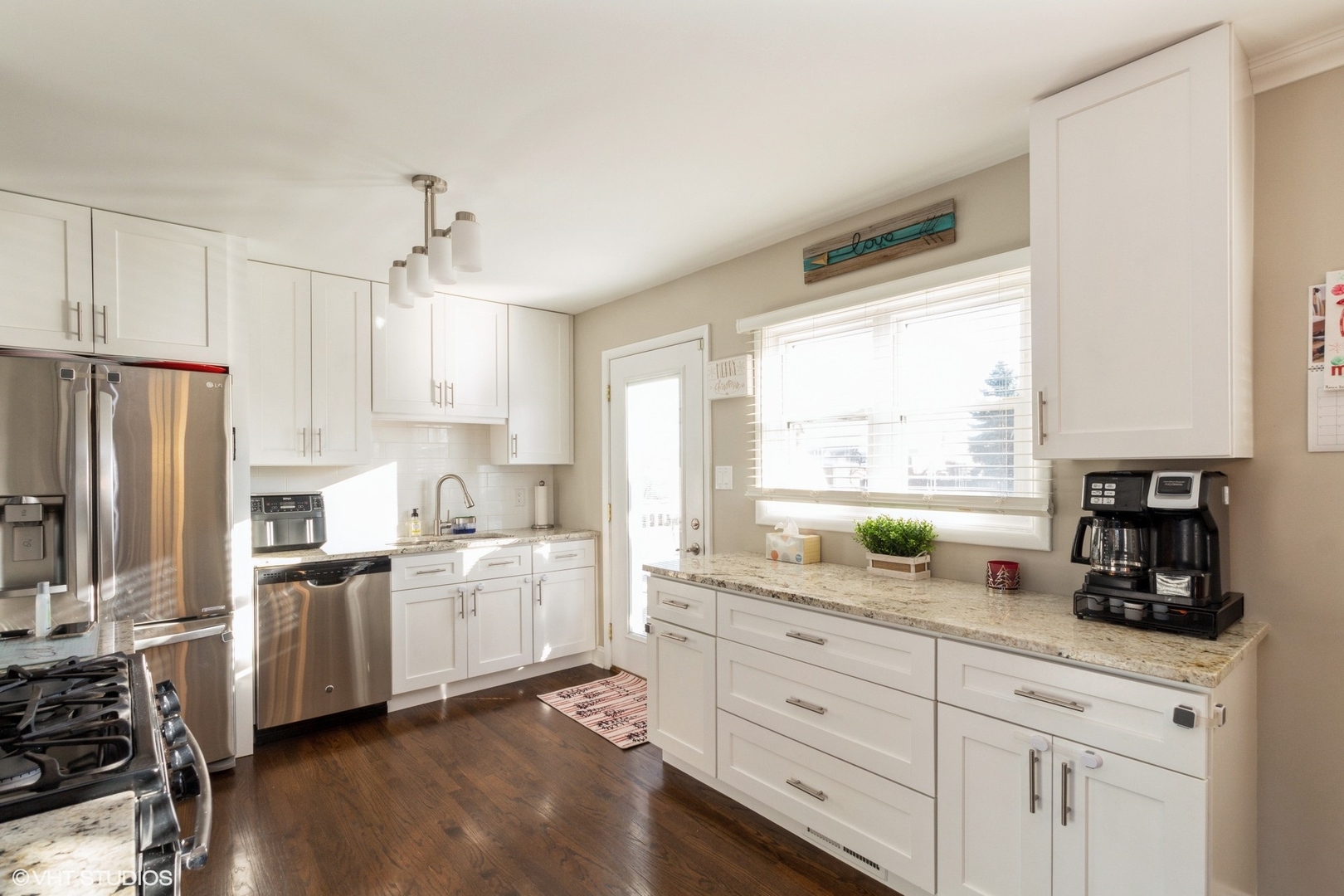 575 Amherst Lane Hoffman Estates, IL 60169 - Photo 6 of 21