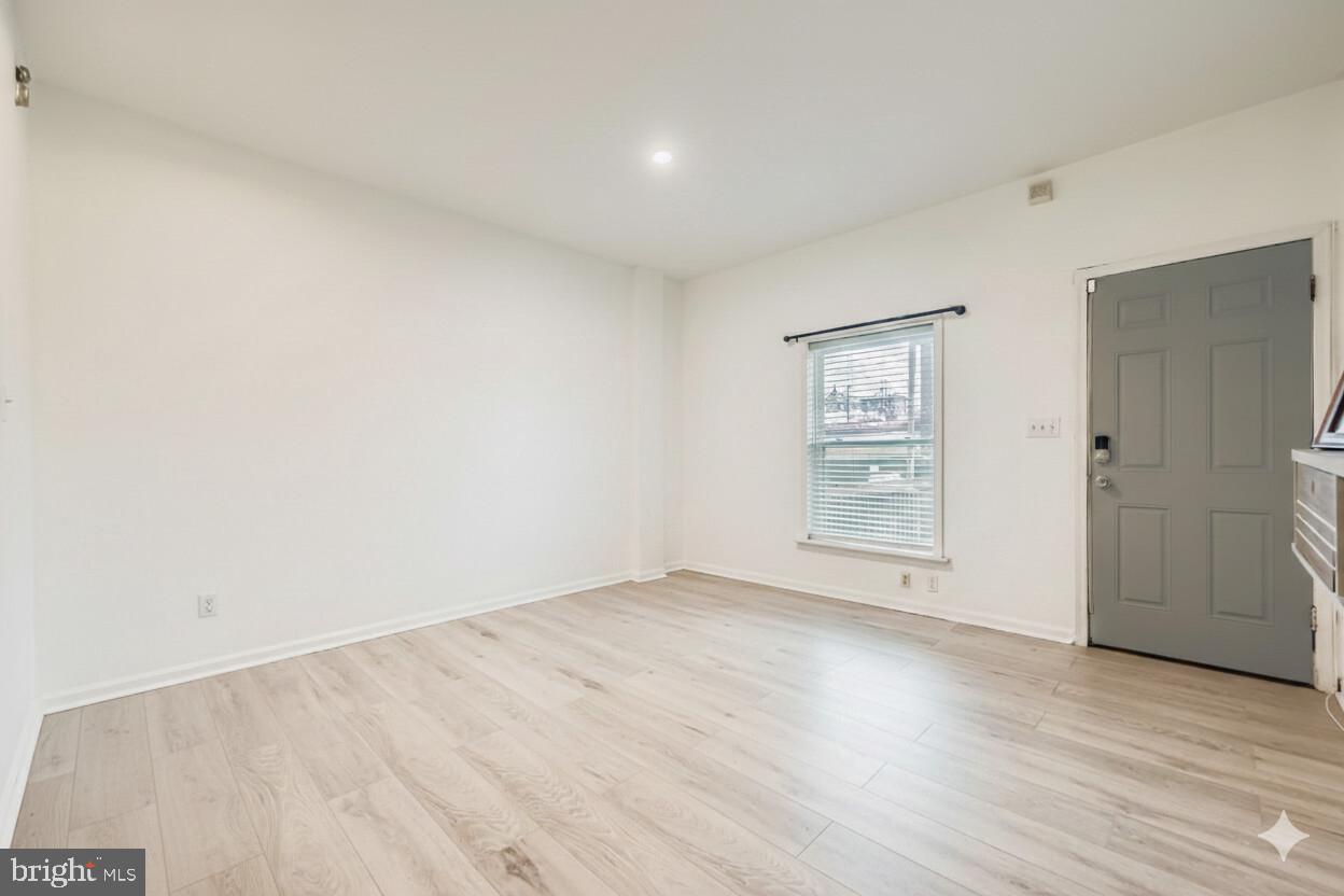 904 North Franklintown Road Baltimore, MD 21216 - Photo 4 of 26 Recessed Lighting