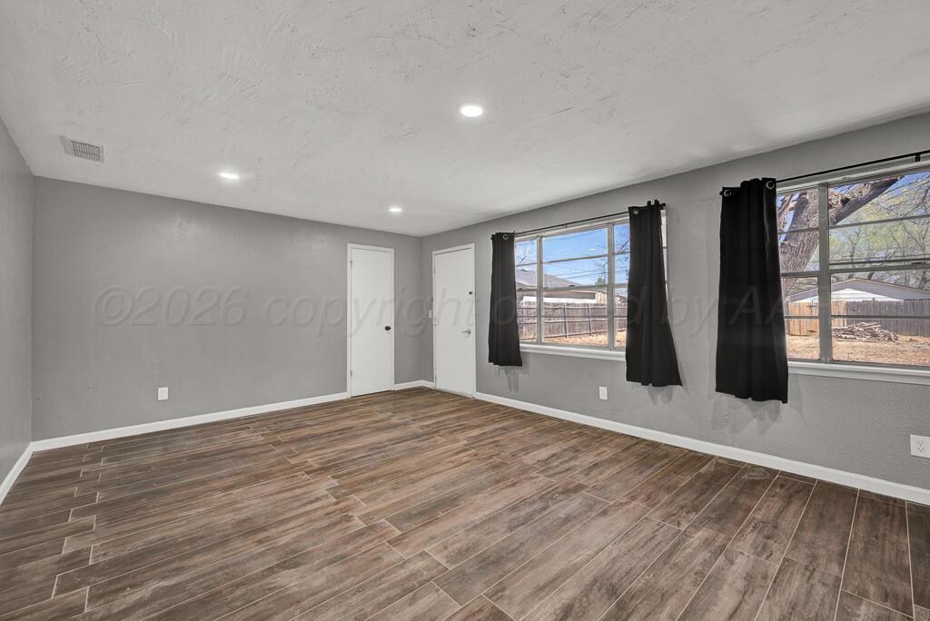 3411 Kingston Road Amarillo, TX 79109 - Photo 13 of 31 2nd living room 3