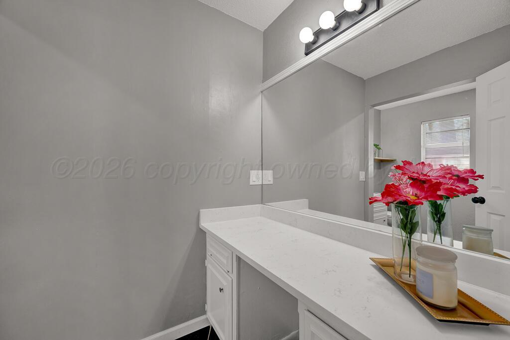 3411 Kingston Road Amarillo, TX 79109 - Photo 25 of 31 master bathroom 1