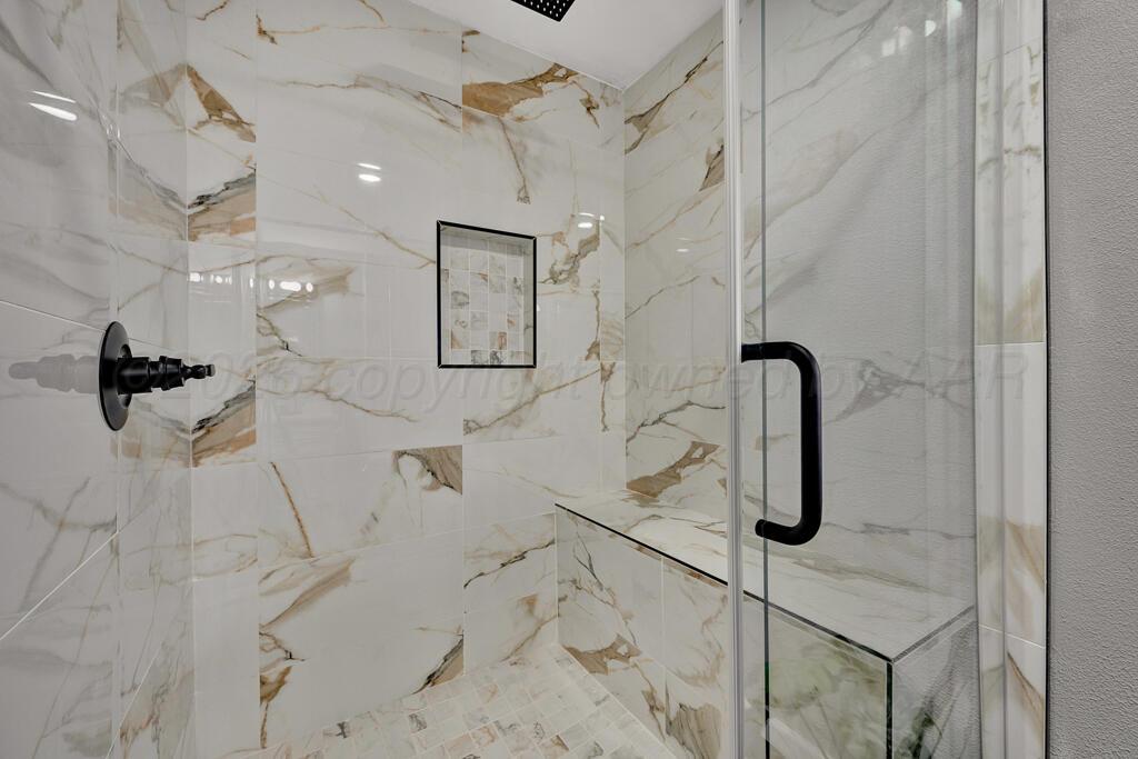 3411 Kingston Road Amarillo, TX 79109 - Photo 27 of 31 master bathroom 3