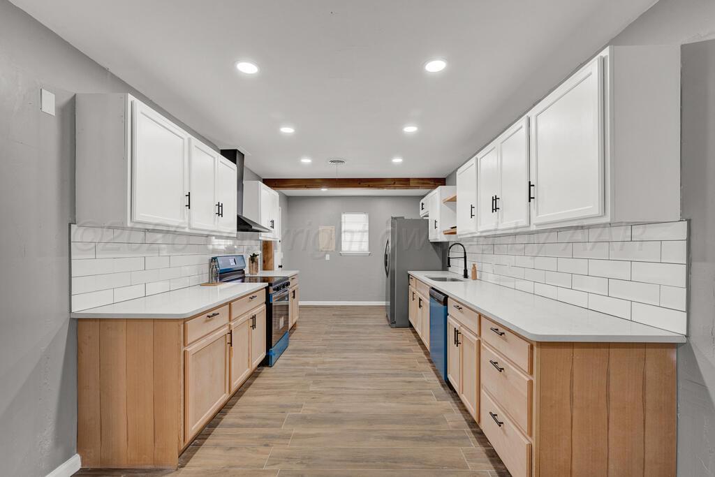 3411 Kingston Road Amarillo, TX 79109 - Photo 7 of 31 kitchen 1