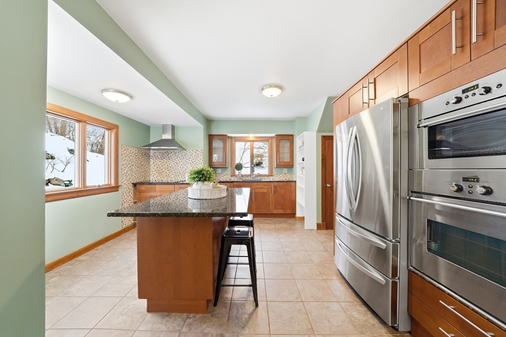 112 Ashcroft Road Medford, MA 02155 - Photo 17 of 42 Gallery Image 17