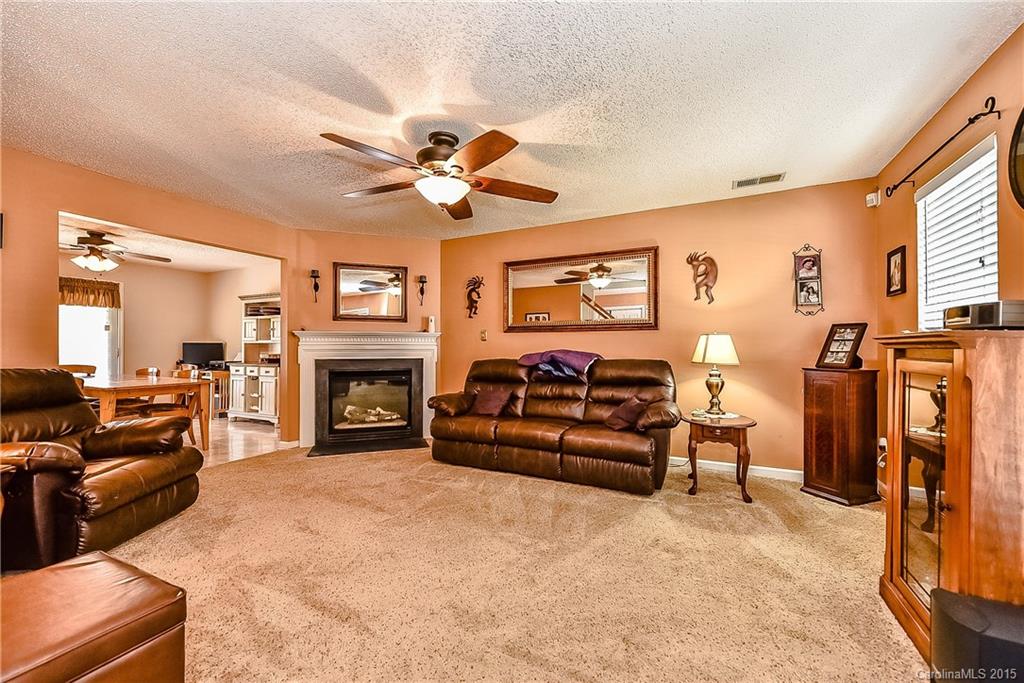 14633 Laura Michelle Road, Unit 73 Huntersville, NC 28078 - Photo 4 of 22 Gallery Image 4