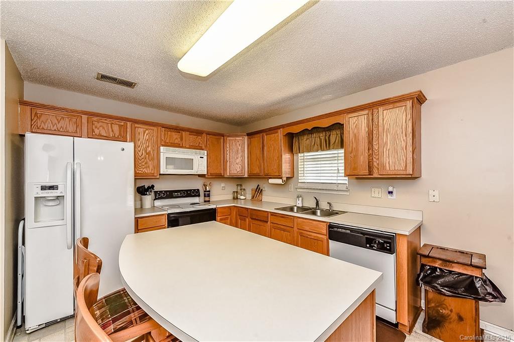 14633 Laura Michelle Road, Unit 73 Huntersville, NC 28078 - Photo 7 of 22 Gallery Image 7