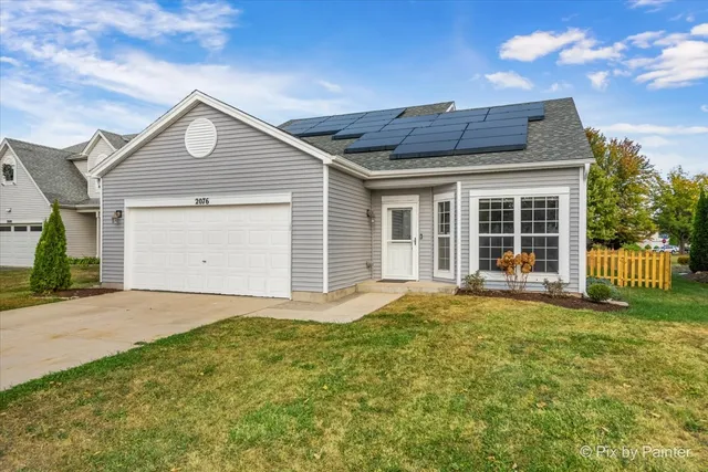 $375,000 | 2076 Longwood Court, Romeoville, IL 60446
